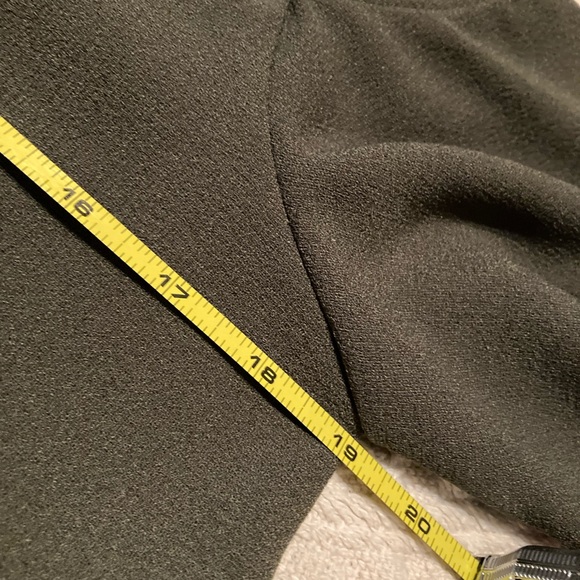 Olive green Babeau dress - Picture 5 of 6